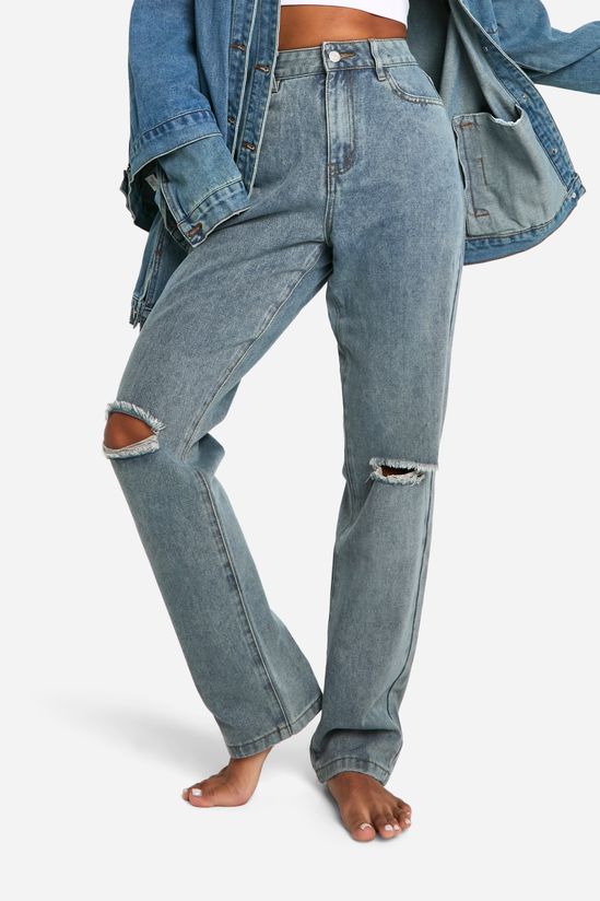 High Waisted Ripped Knee Straight Leg Jeans in Washed Blue