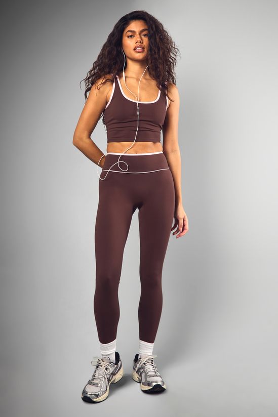 Super Soft Contrast Piping Padded Sports Bra
