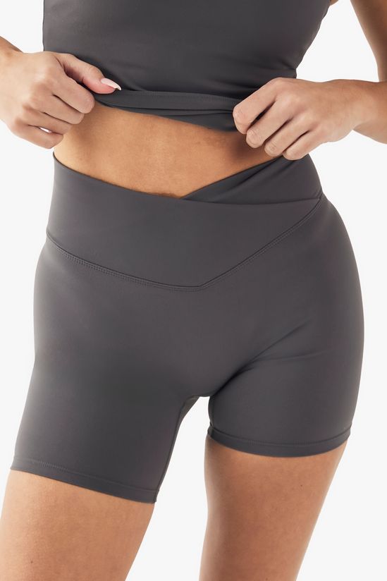 Soft Peached Sculpt Wrap Waist Cycling Short