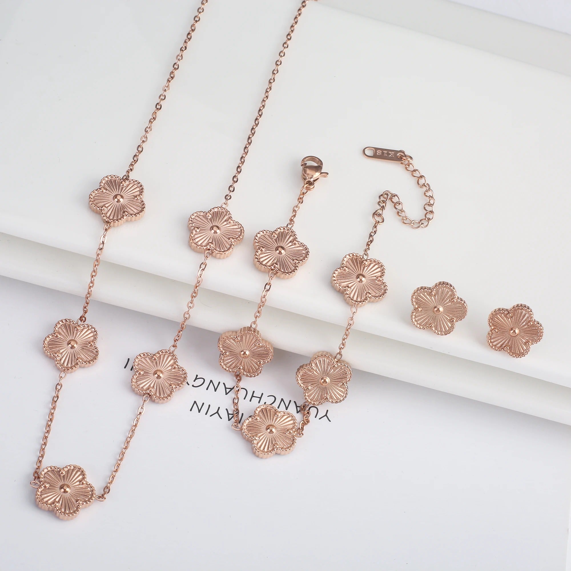 Five-Leaf Clover Gold Color Jewelry Set