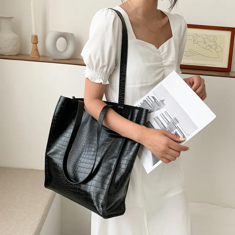Crocodile Pattern Large Capacity PU Shoulder Bag