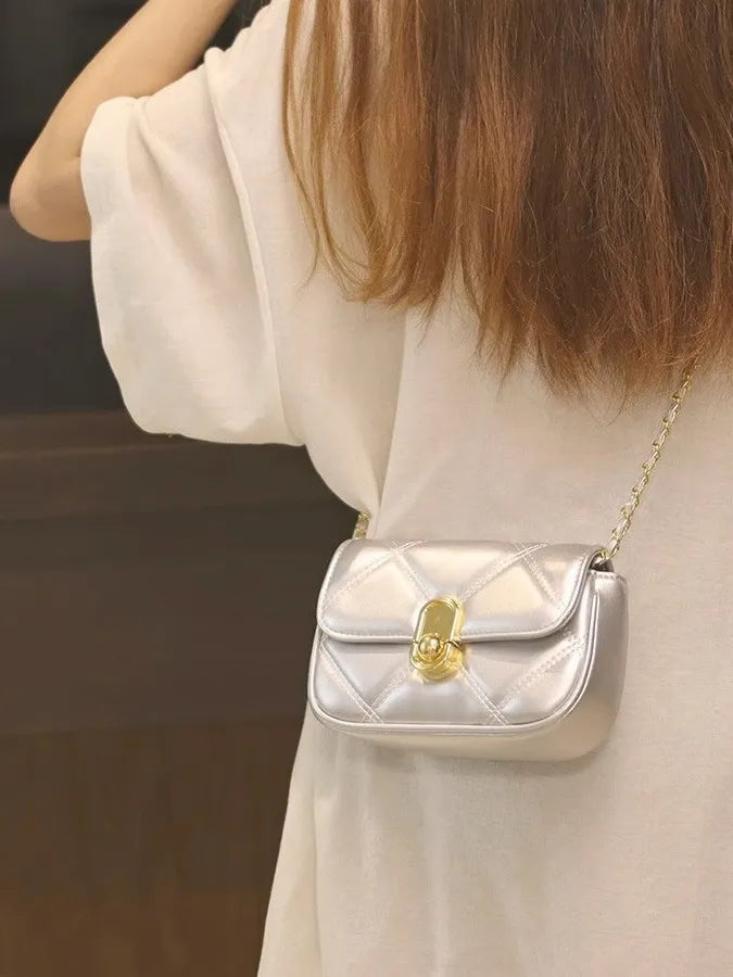 Fashion Flip Chain Square Mini Crossbody Bag