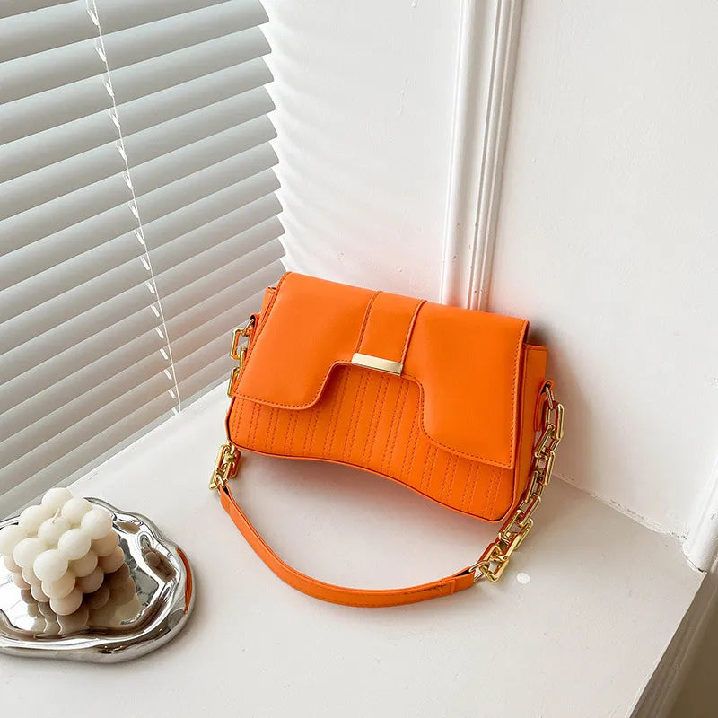 Women Fashion Metal Concealed Buckle Handbag