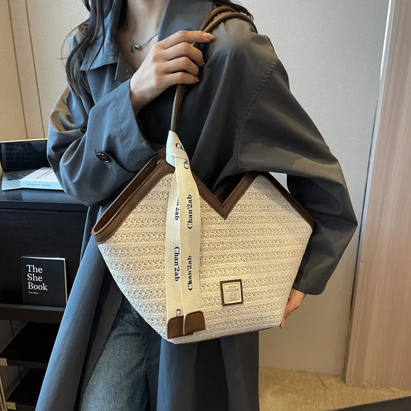 Fashionable Straw Woven Large Capacity Shoulder Bag