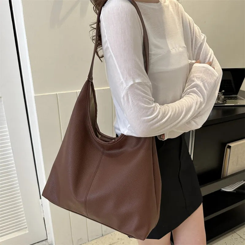 Fashionable Solid Color PU Large Capacity Shoulder Bag