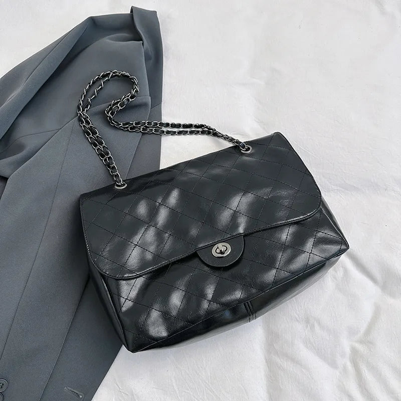 Women Fashionable Large Capacity PU Chain Shoulder Bag